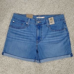 Levi's mid length shorts Size 10